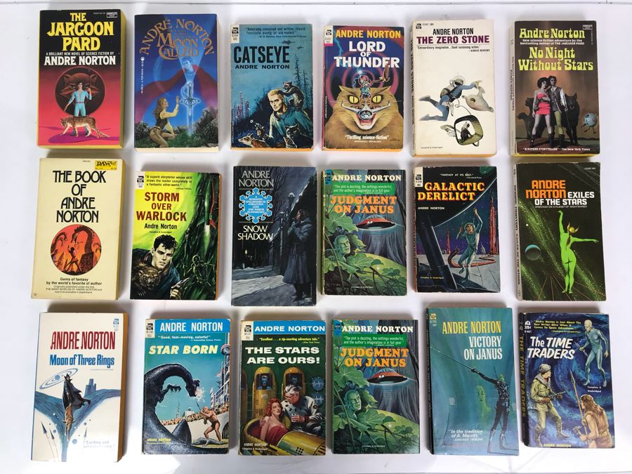 Collection Of Vintage Science Fiction Paperback Books By Andre Norton [Photo 1]