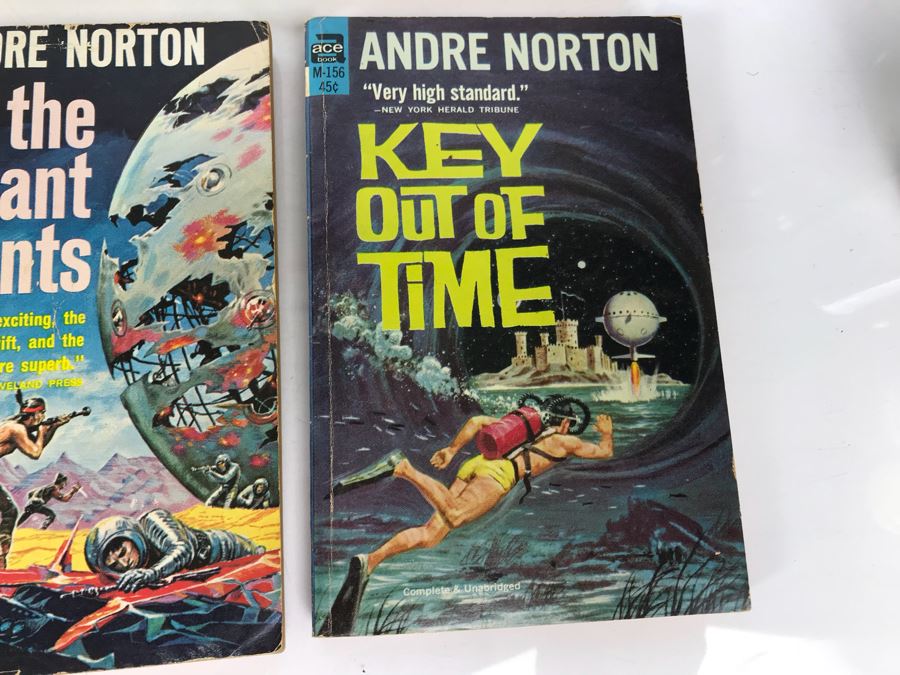 Collection Of Vintage Science Fiction Paperback Books By Andre Norton [Photo 5]