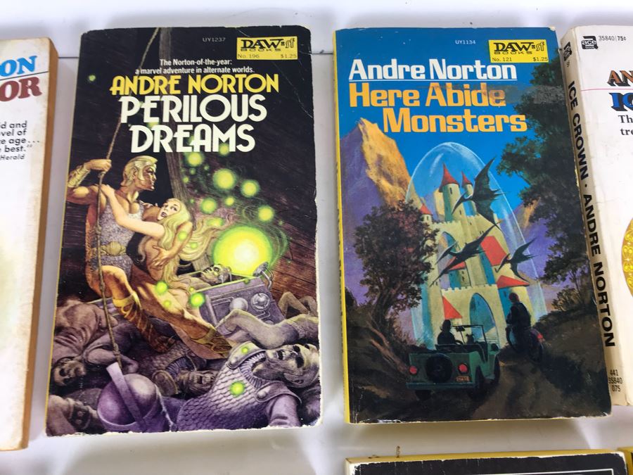 Collection Of Vintage Science Fiction Paperback Books By Andre Norton [Photo 14]