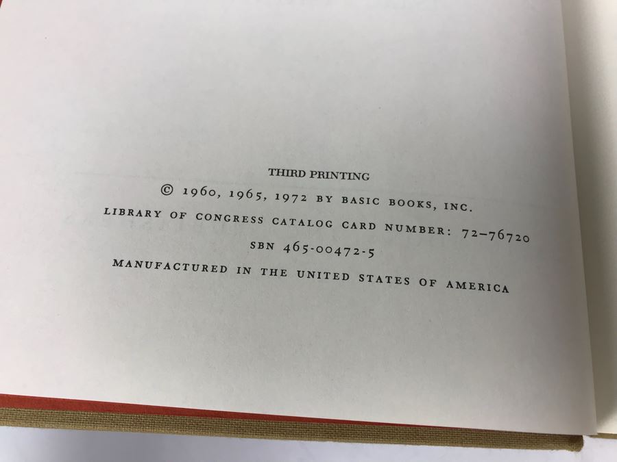 Isaac Asimov Hardcover Books 'Asimov's Guide To Science' And Volumes I And II Of 'The Intelligent Man's Guide To Science' [Photo 5]