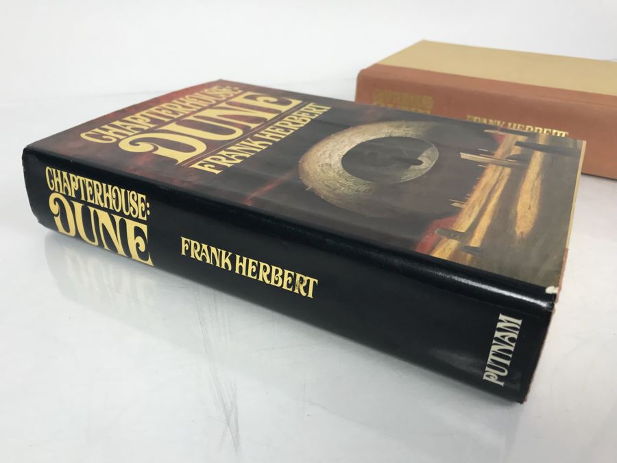 Pair Of First Edition Hardcover Books 'Chapterhouse: Dune' By Frank Herbert [Photo 4]