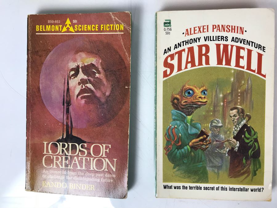 Collection Of Vintage Science Fiction Paperback Books [Photo 2]