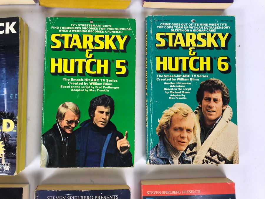 Collection Of Movie / TV Related Paperback Books [Photo 5]