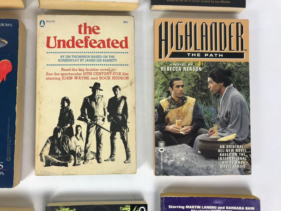 Collection Of Movie / TV Related Paperback Books [Photo 5]