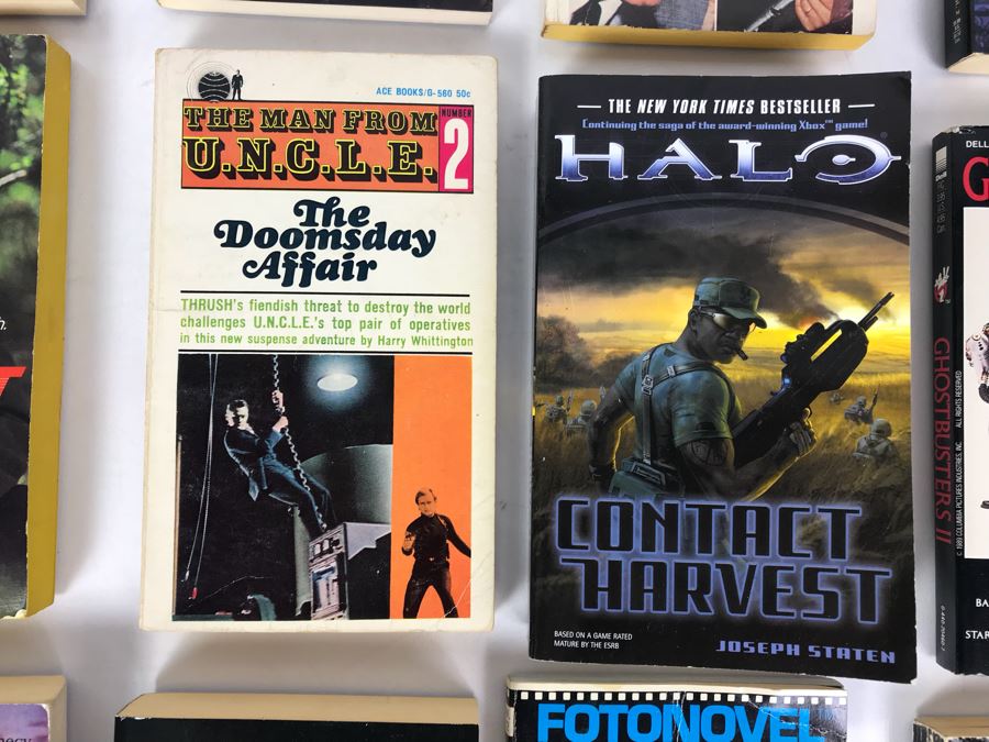 Collection Of Movie / TV Related Paperback Books [Photo 6]