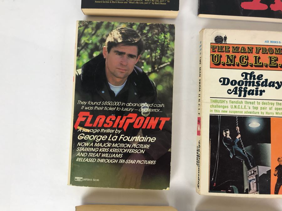 Collection Of Movie / TV Related Paperback Books [Photo 7]