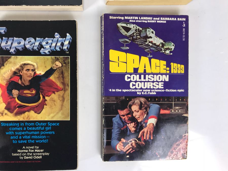 Collection Of Movie / TV Related Paperback Books [Photo 4]