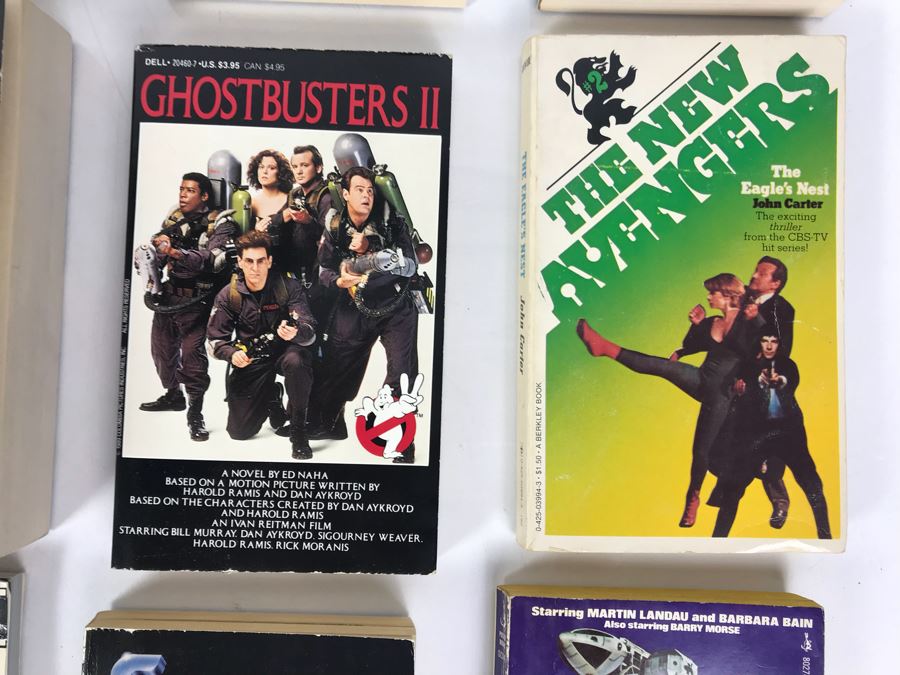 Collection Of Movie / TV Related Paperback Books [Photo 5]