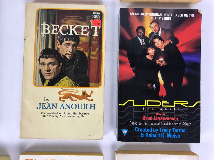 Collection Of Movie / TV Related Paperback Books [Photo 5]