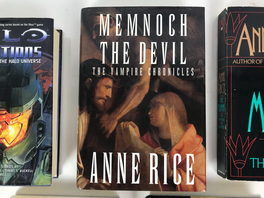 Set Of (5) Books [Photo 9]