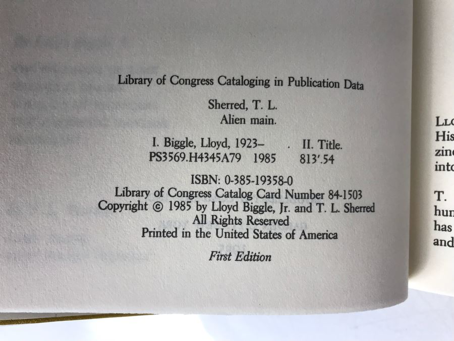 Set Of (8) Hardcover First Edition Science Fiction Books [Photo 6]