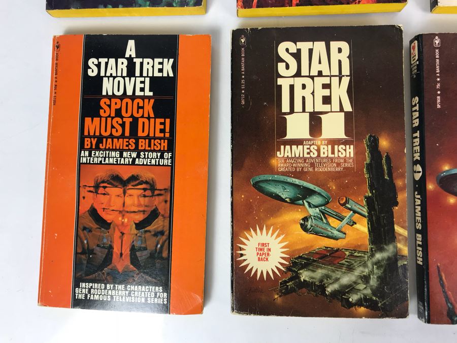 Collection Of Paperback Star Trek Books [Photo 2]