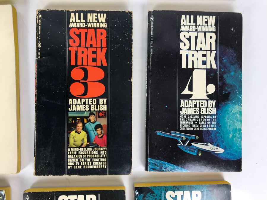 Collection Of Paperback Star Trek Books [Photo 5]