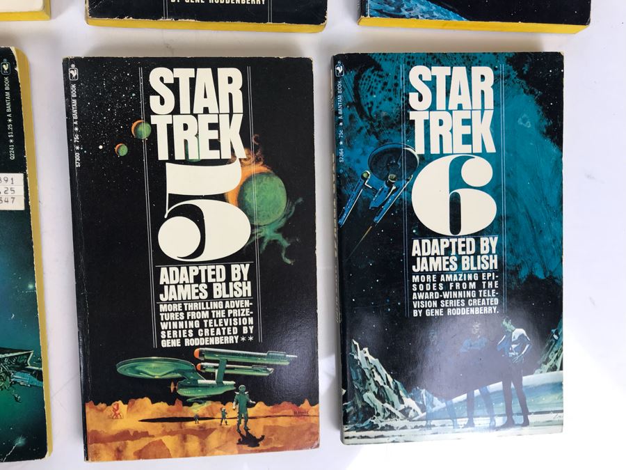 Collection Of Paperback Star Trek Books [Photo 4]