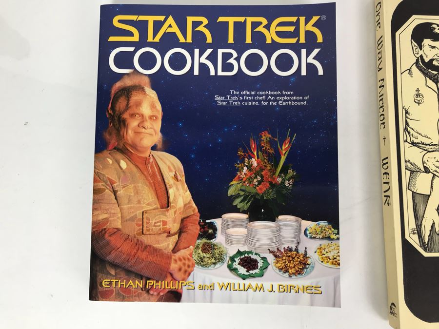Collection Of Paperback Star Trek Books [Photo 12]