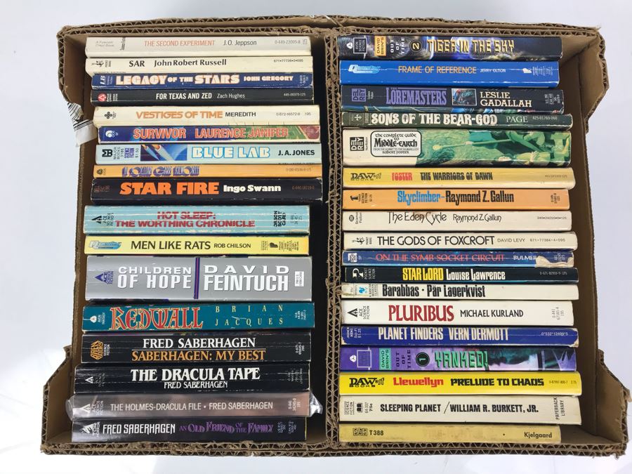 Science Fiction Paperback Book Lot