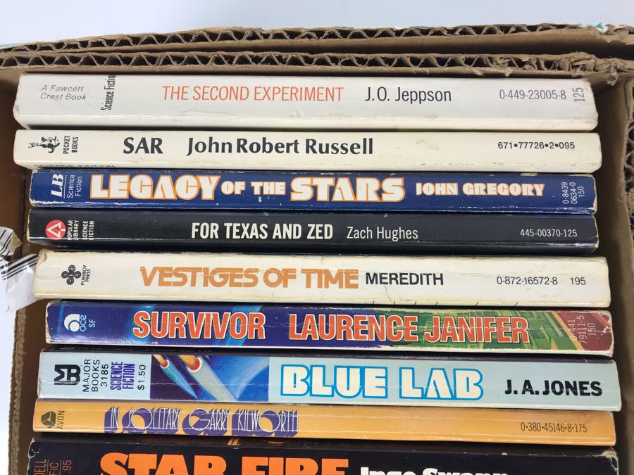 Science Fiction Paperback Book Lot [Photo 5]