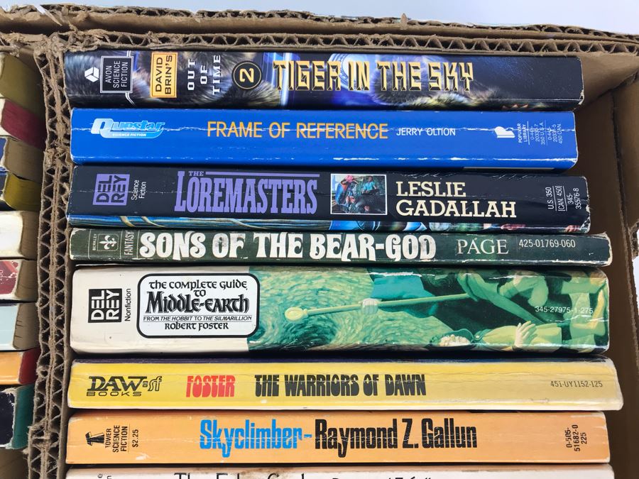 Science Fiction Paperback Book Lot [Photo 4]