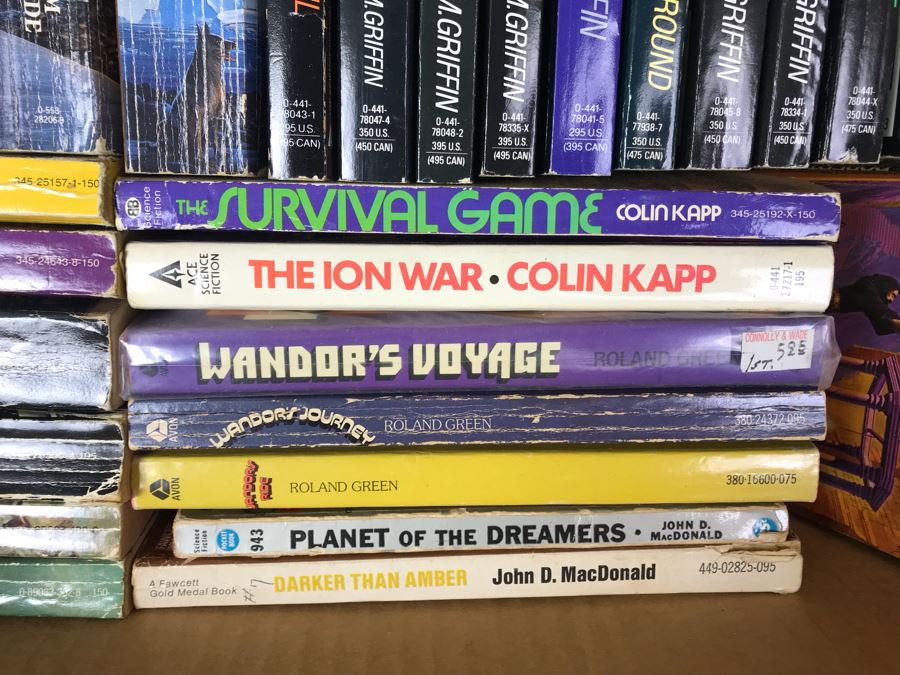 Science Fiction Paperback Book Lot [Photo 3]