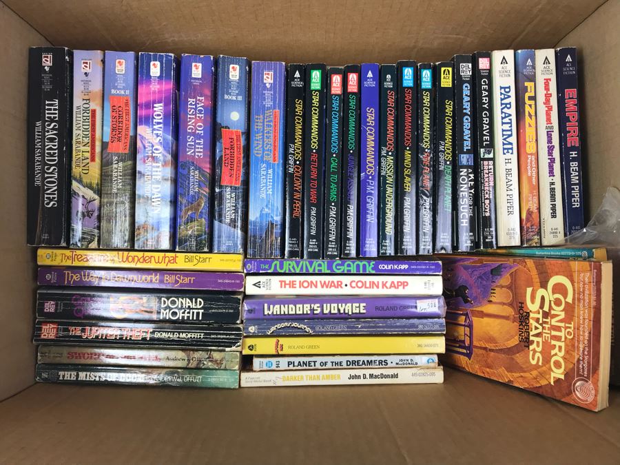 Science Fiction Paperback Book Lot