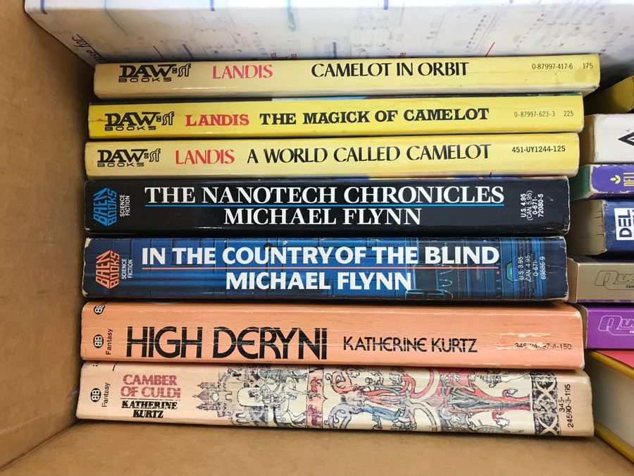 Science Fiction Paperback Book Lot [Photo 2]