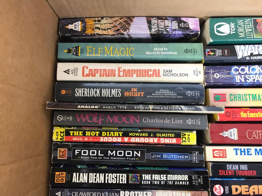 Science Fiction Paperback Book Lot [Photo 3]