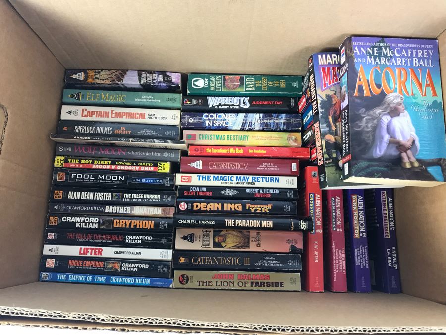 Science Fiction Paperback Book Lot
