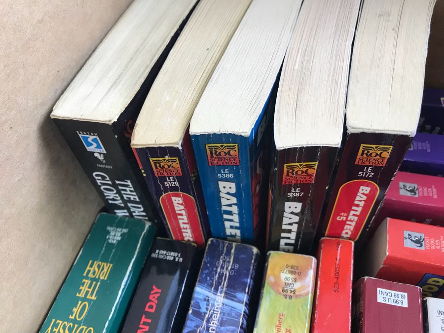 Science Fiction Paperback Book Lot [Photo 7]