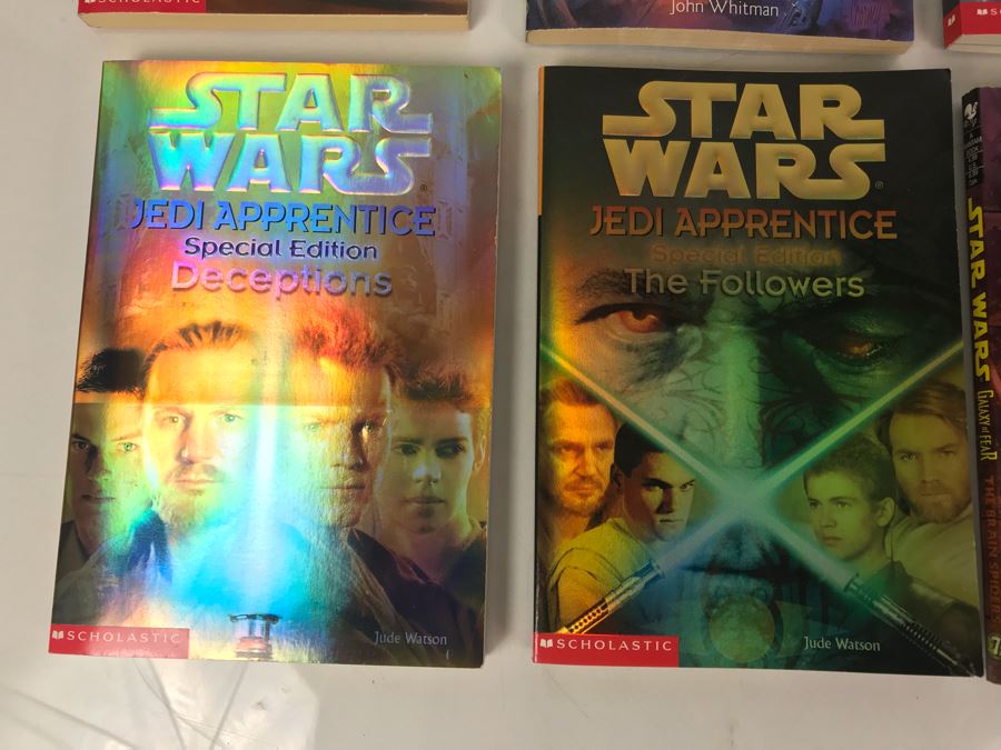 Star Wars Paperback Books [Photo 5]