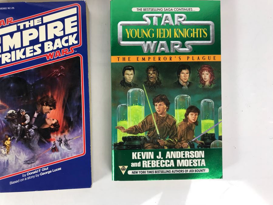 Star Wars Paperback Books [Photo 3]