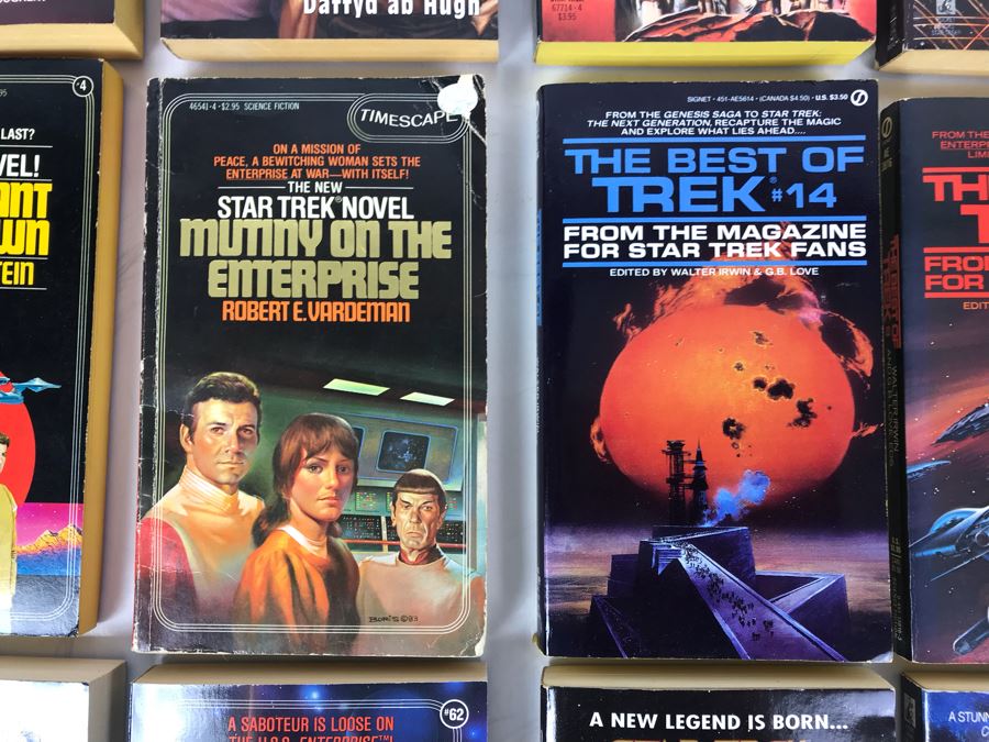 Collection Of Star Trek Paperback Books [Photo 9]
