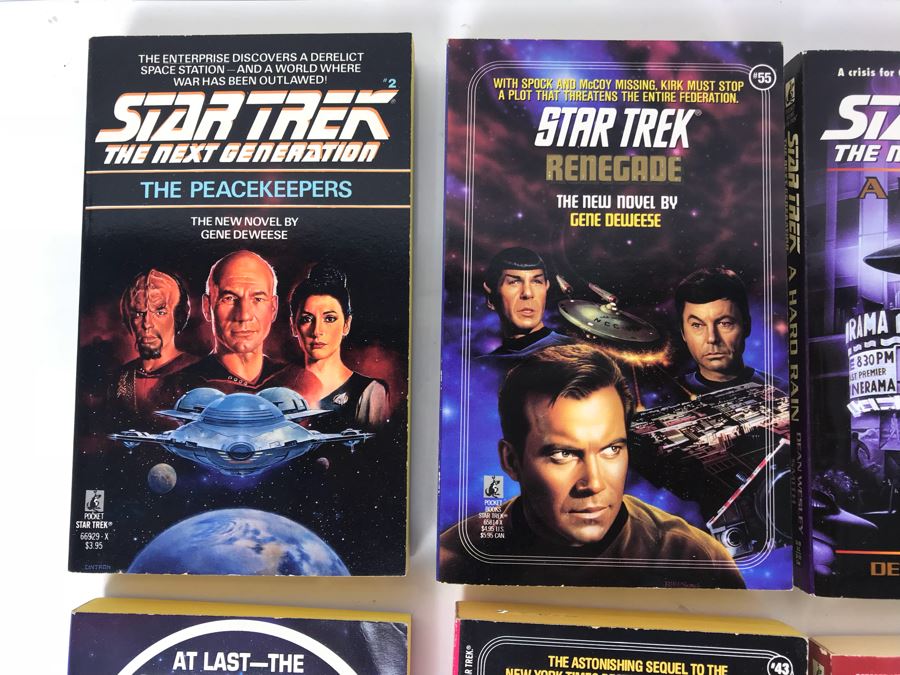 Collection Of Star Trek Paperback Books [Photo 12]