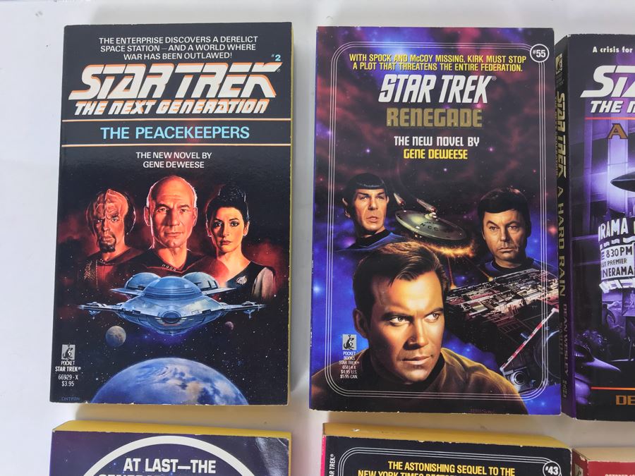 Collection Of Star Trek Paperback Books [Photo 13]
