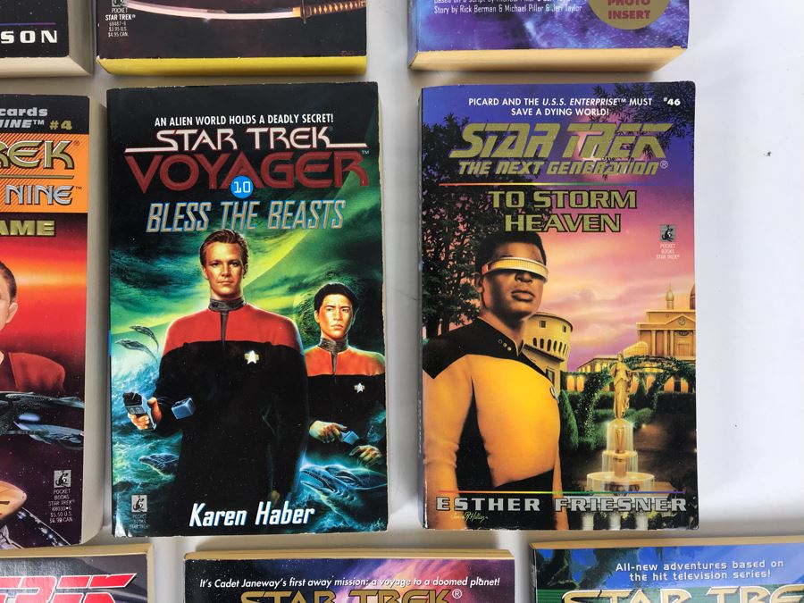 Collection Of Star Trek Paperback Books [Photo 9]
