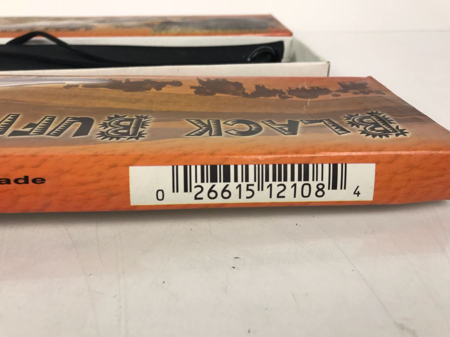 Pair Of Black Buffalo Fantasy Knives New Old Stock HK493-160 [Photo 12]