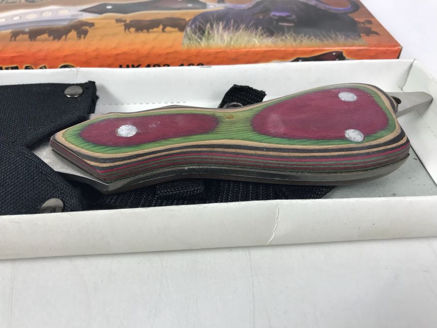 Pair Of Black Buffalo Fantasy Knives New Old Stock HK493-160 [Photo 3]