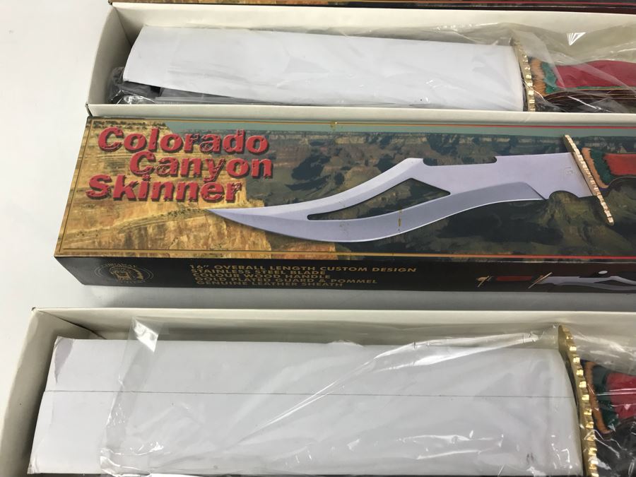 Pair Of Chipaway Cutlery Colorado Canyon Skinner Fantasy Knives New Old Stock [Photo 4]