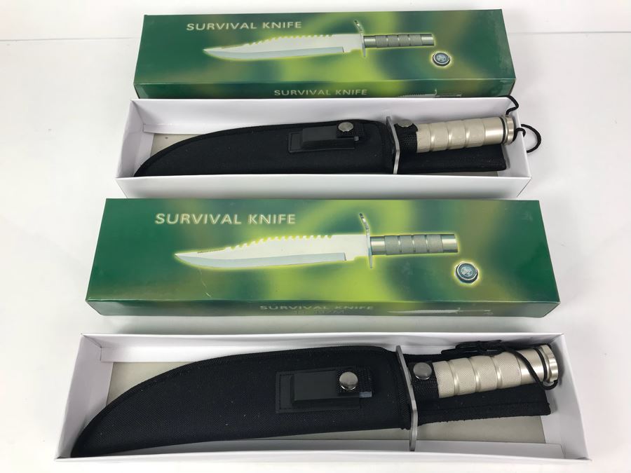 Pair Of Survival Knives New Old Stock 15-437M