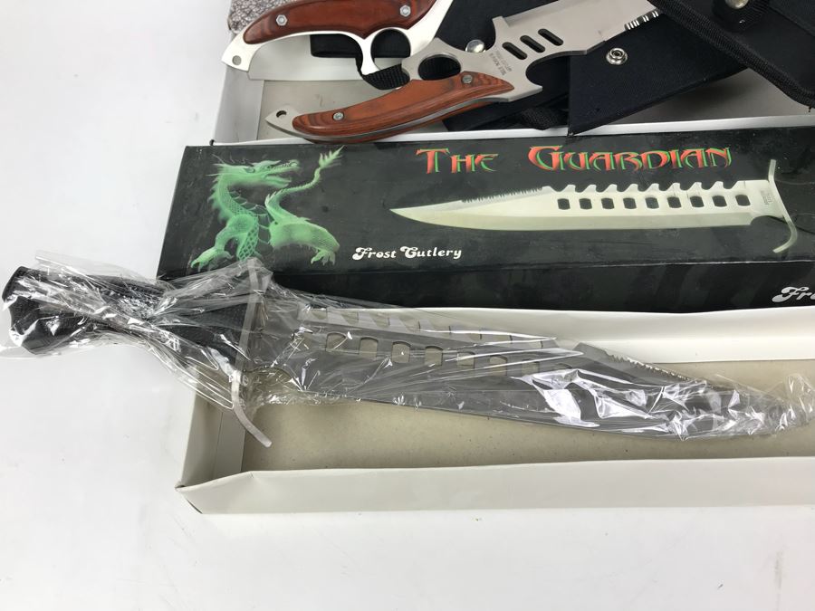 (2) Frost Cutlery Road Warrior Fantasy Knives (1) Frost Cutlery The Guardian Fantasy Knive [Photo 14]