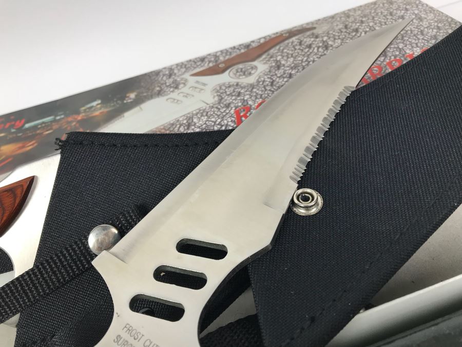 (2) Frost Cutlery Road Warrior Fantasy Knives (1) Frost Cutlery The Guardian Fantasy Knive [Photo 11]