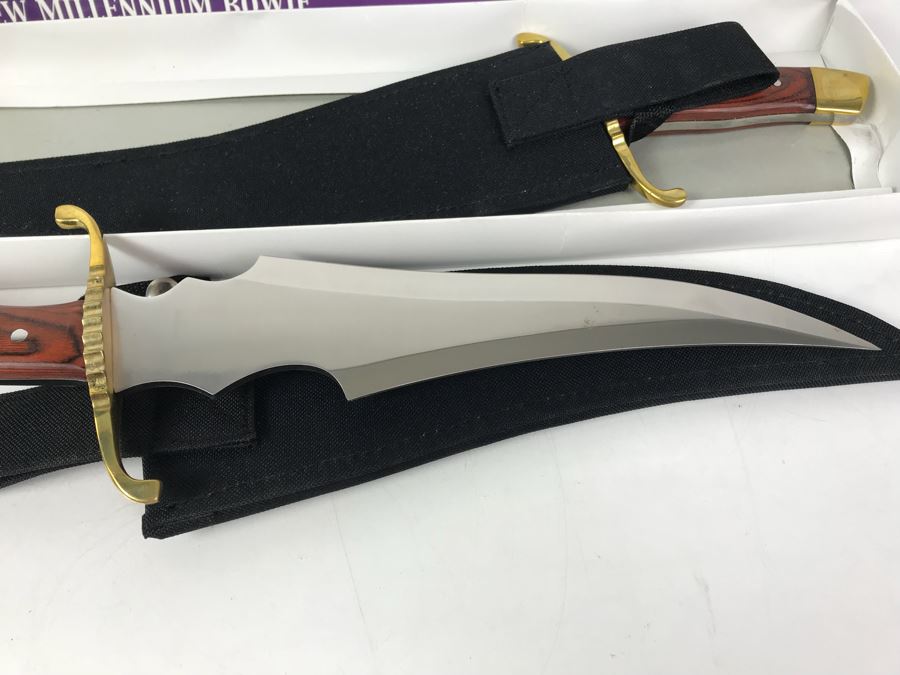 Pair Of Frost Cutlery New Millennium Bowie Fantasy Knives New Old Stock [Photo 3]