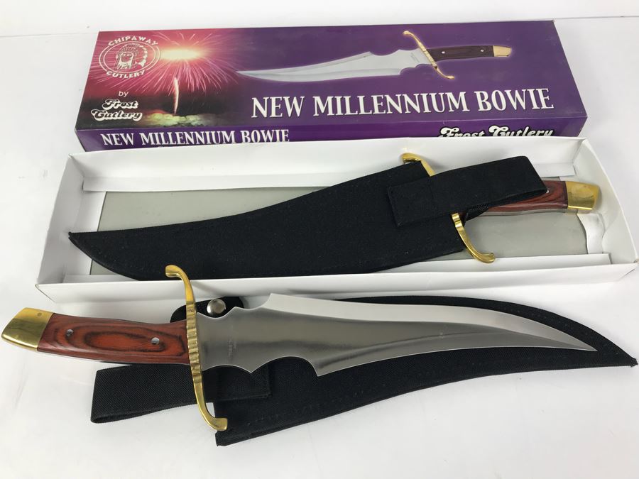 Pair Of Frost Cutlery New Millennium Bowie Fantasy Knives New Old Stock [Photo 2]