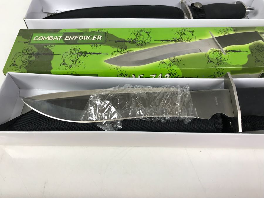 Pair Of Fantasy Knives Combat Enforcer 15-742 New Old Stock [Photo 4]