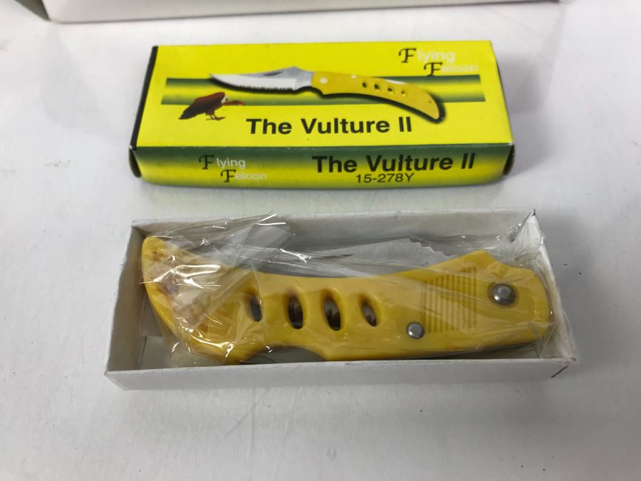 Wildlife Series Pocket Knives New Old Stock 12 Pieces And The Vulture II Pocket Knives New Old Stock 8 Pieces [Photo 7]