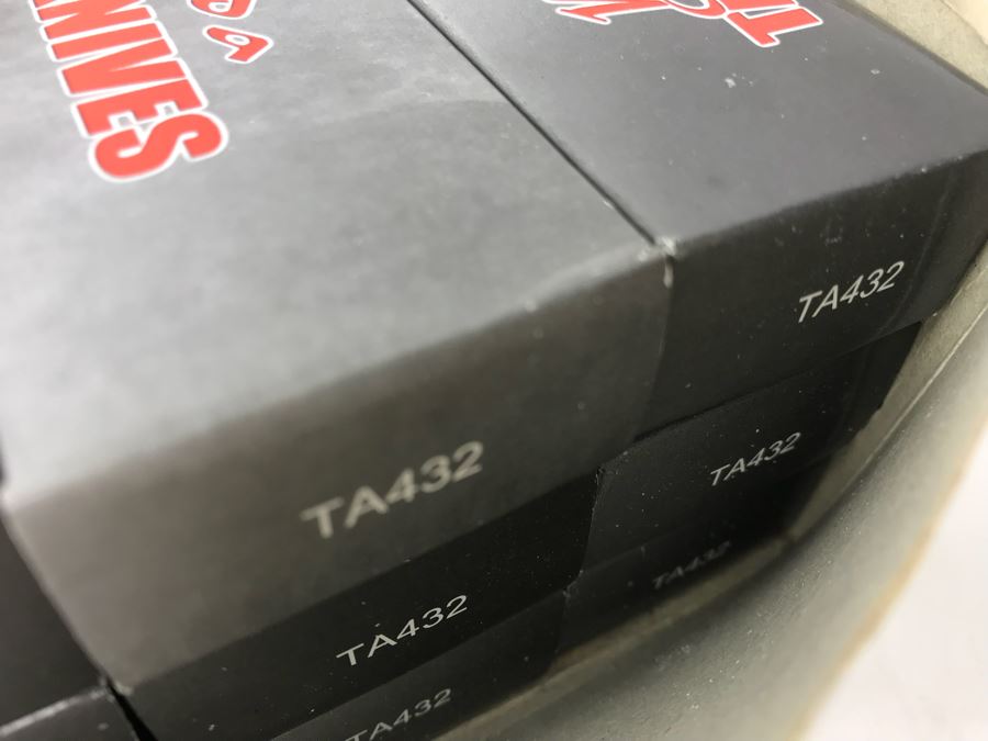 Box Of Barracuda Tactical Knives New Old Stock 12 Pieces TA432 [Photo 4]