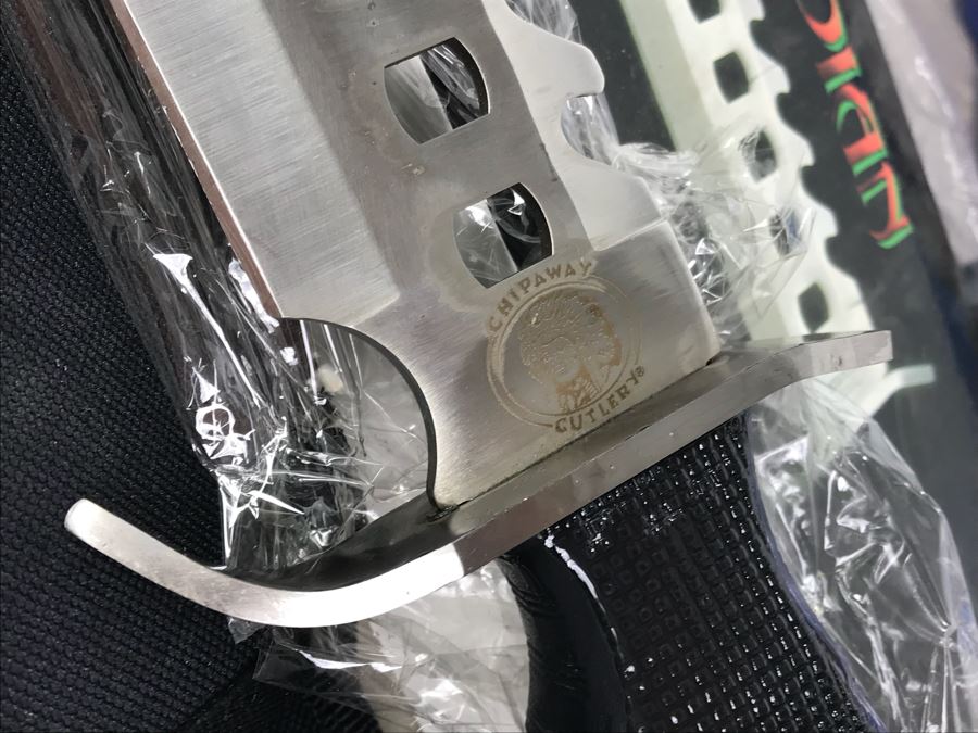 Set Of (2) Fantasy Knives With Boxes: Immortal Warrior And The Guardian By Frost Cutlery [Photo 16]