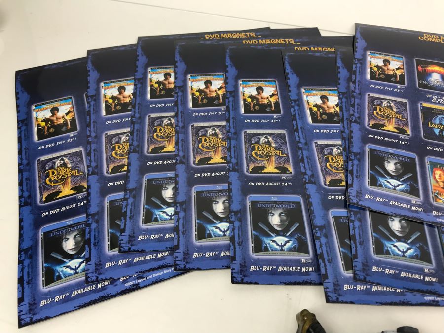 Disney Pirates Of The Caribbean Promotional Plaque, Star Trek Hallmark Ornament And Collection Of SONY DVD Magnets Of Close Encounters, The Dark Crystal, Labrinth, The Fifth Element [Photo 3]