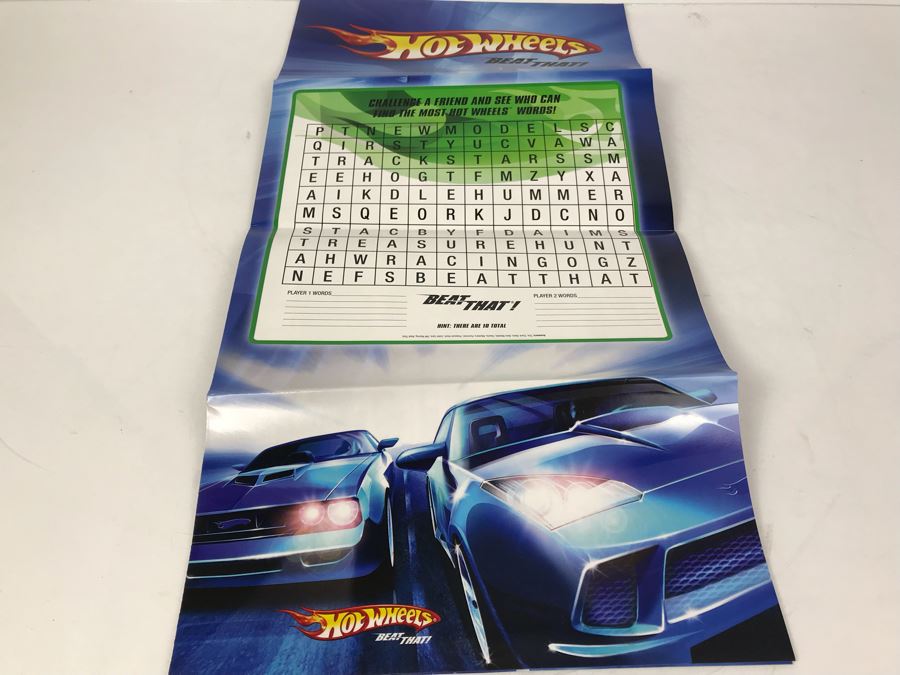 Hot Wheels Poster With (8) New Old Stock Hot Wheels Cars [Photo 15]