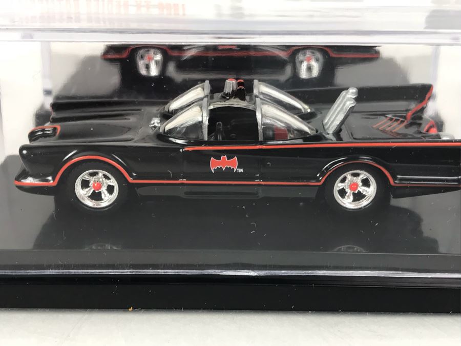 (4) Mattel Hot Wheels Limited Edition 1966 TV Series Batmobile Batman Car [Photo 13]
