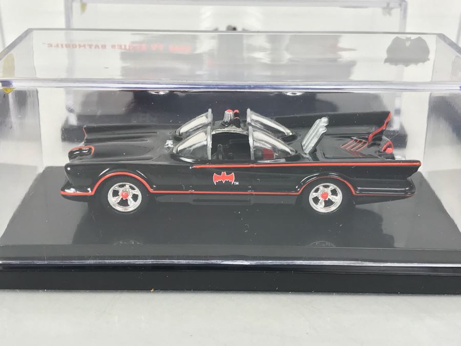(4) Mattel Hot Wheels Limited Edition 1966 TV Series Batmobile Batman Car [Photo 12]